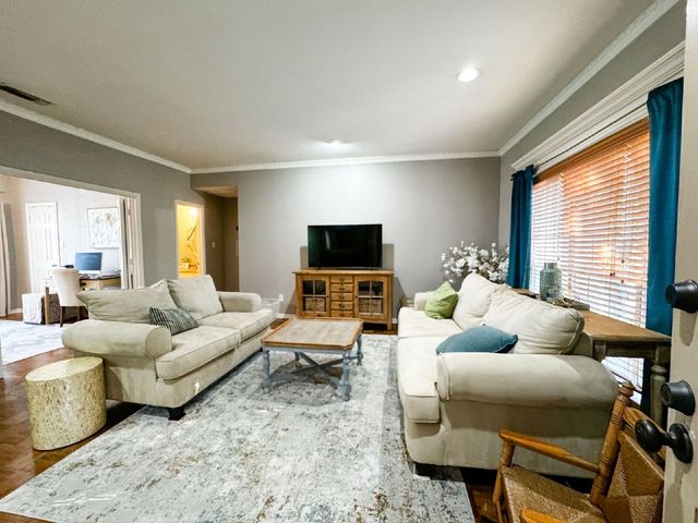 4415 Bellaire Drive S 201S, Fort Worth, TX 76109