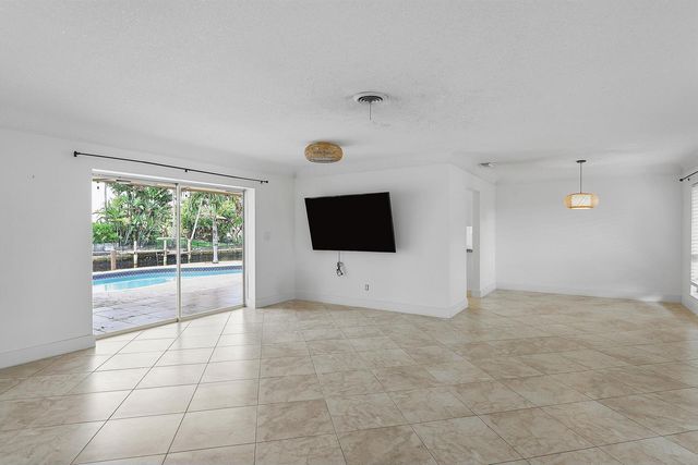 1460 NE 55th Street, Fort Lauderdale, FL 33334
