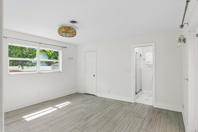 1460 NE 55th Street, Fort Lauderdale, FL 33334