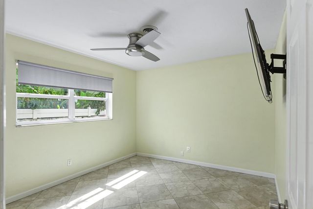 1460 NE 55th Street, Fort Lauderdale, FL 33334