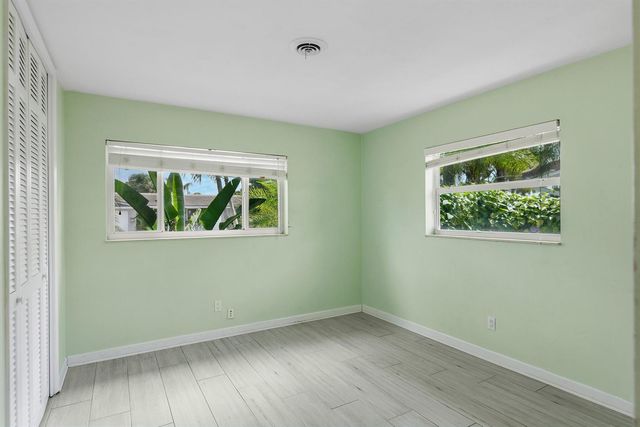 1460 NE 55th Street, Fort Lauderdale, FL 33334