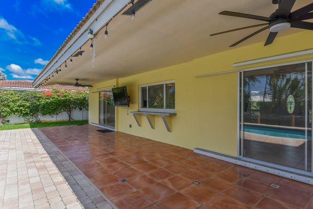 1460 NE 55th Street, Fort Lauderdale, FL 33334