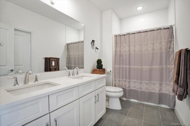 272 Silver Timber Drive, Yaphank, NY 11980