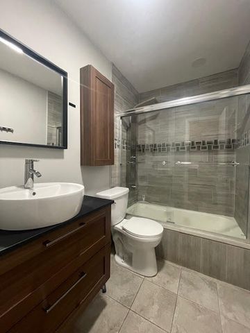 3930 CRYSTAL LAKE Drive 316, Deerfield Beach, FL 33064