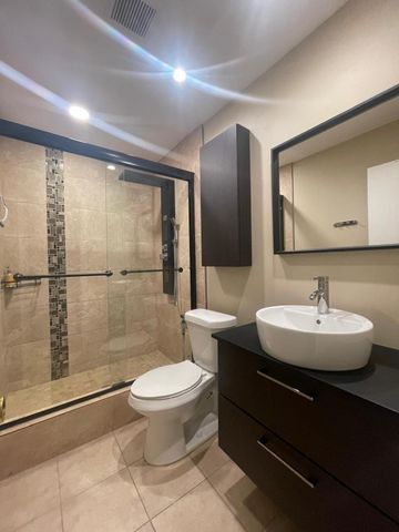 3930 CRYSTAL LAKE Drive 316, Deerfield Beach, FL 33064