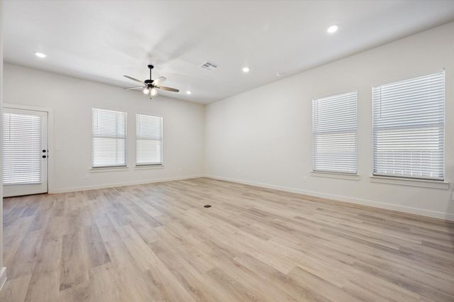 2421 Bryan Avenue, Wolfforth, TX 79382