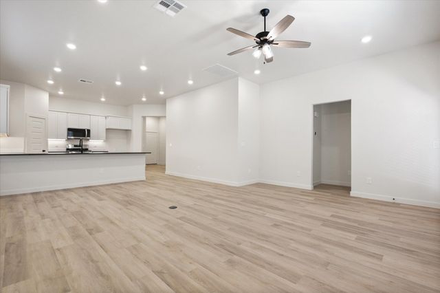 2421 Bryan Avenue, Wolfforth, TX 79382