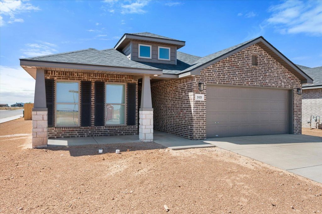 2421 Bryan Avenue, Wolfforth, TX 79382