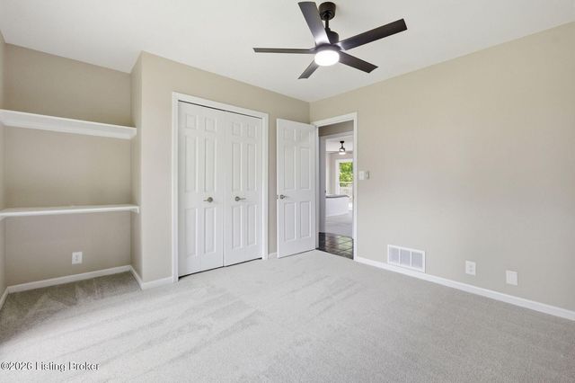 10110 Timberwood Cir, Louisville, KY 40223
