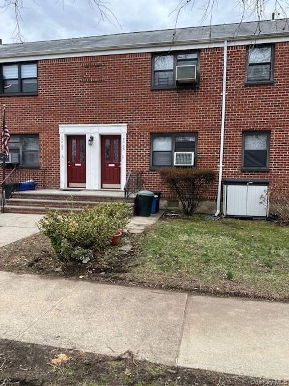 160-06 Cross Island Parkway 6-173, Whitestone, NY 11357