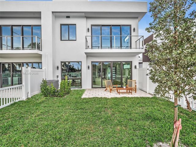 4640 SW 32nd Ave D1, Dania Beach, FL 33312