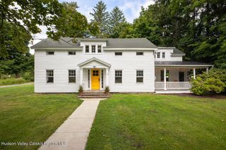 40 Broad Street, Kinderhook, NY 12106