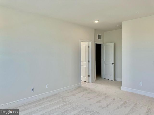 43362 FARRINGDON SQ, Ashburn, VA 20148