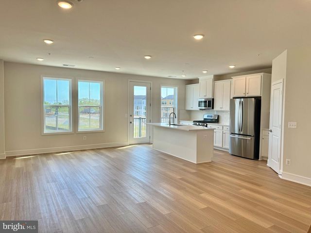 43362 FARRINGDON SQ, Ashburn, VA 20148