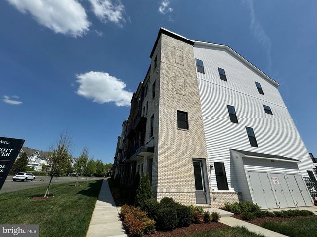 43362 FARRINGDON SQ, Ashburn, VA 20148