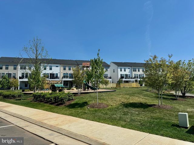 43362 FARRINGDON SQ, Ashburn, VA 20148