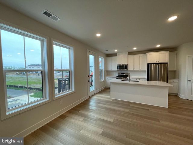 43362 FARRINGDON SQ, Ashburn, VA 20148