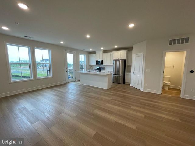 43362 FARRINGDON SQ, Ashburn, VA 20148