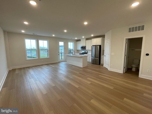 43362 FARRINGDON SQ, Ashburn, VA 20148