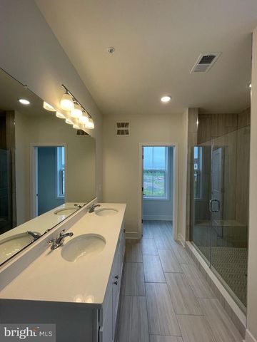 43362 FARRINGDON SQ, Ashburn, VA 20148