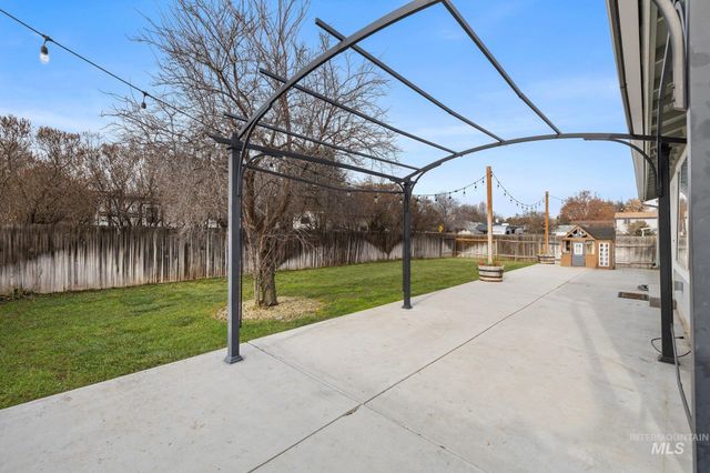 3479 N Jullion St, Boise, ID 83704