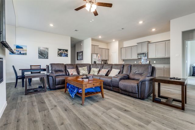 2000 Stinnet Street, Anna, TX 75409