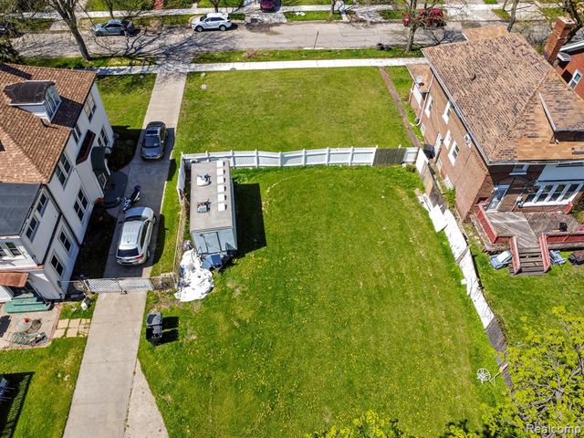 2231 N La Salle Gardens, Detroit, MI 48206
