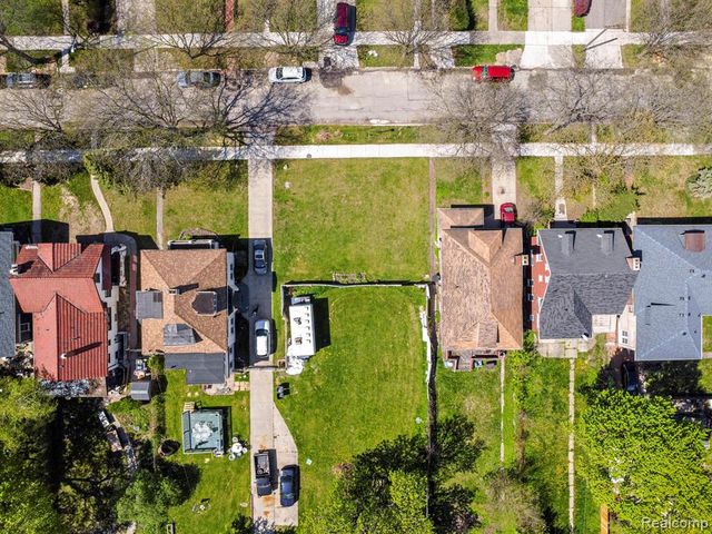 2231 N La Salle Gardens, Detroit, MI 48206