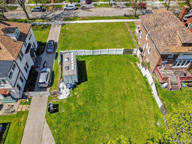 2231 N La Salle Gardens, Detroit, MI 48206