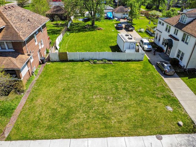2231 N La Salle Gardens, Detroit, MI 48206