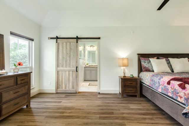 2601 Piney Woods Drive, Pearland, TX 77581