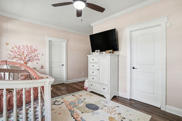 942 Meadow Dr., Loris, SC 29569