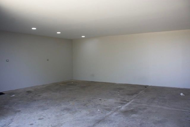 942 Meadow Dr., Loris, SC 29569