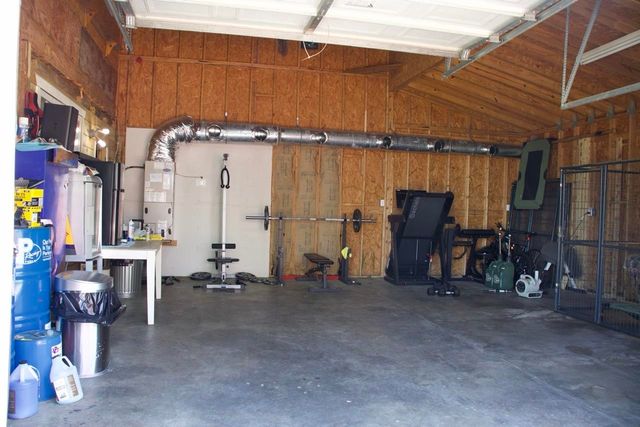 942 Meadow Dr., Loris, SC 29569