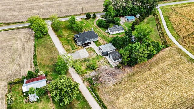 942 Meadow Dr., Loris, SC 29569