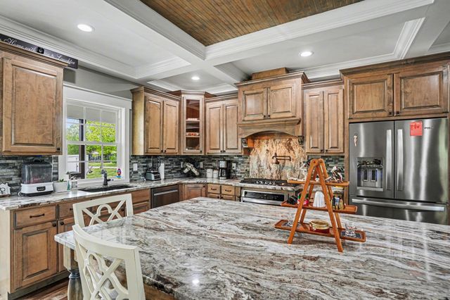 942 Meadow Dr., Loris, SC 29569