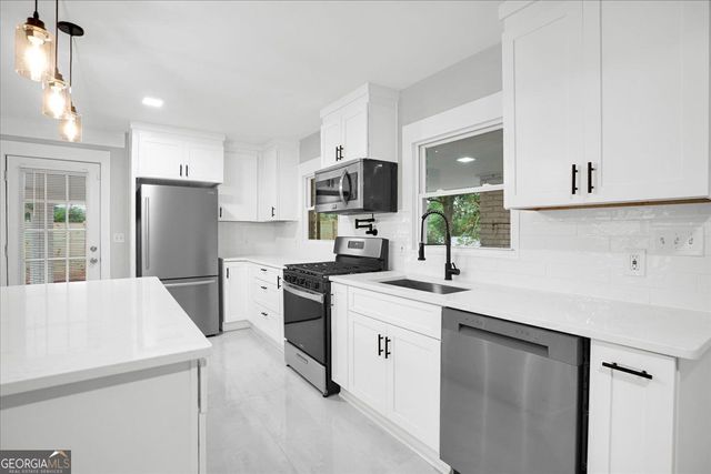 2271 Cresta Drive, Decatur, GA 30032