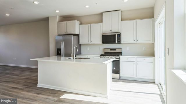 8317 BRODIE COURT, Breinigsville, PA 18031