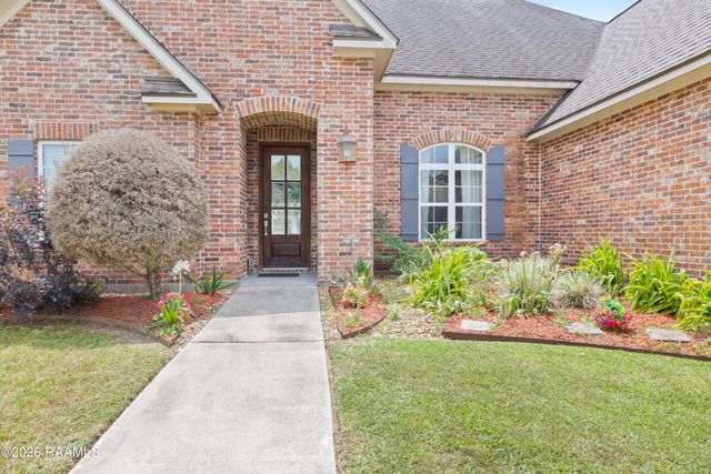 208 Psalm Court, Youngsville, LA 70592