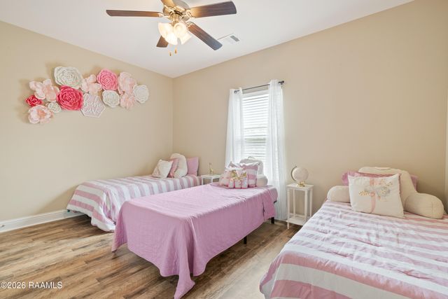 208 Psalm Court, Youngsville, LA 70592