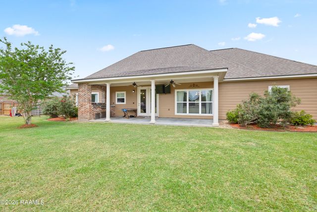 208 Psalm Court, Youngsville, LA 70592