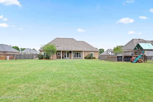 208 Psalm Court, Youngsville, LA 70592
