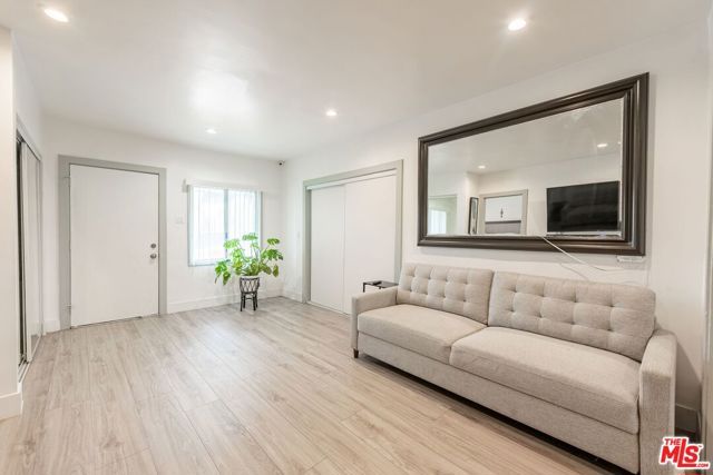 332 Hargrave Street, Inglewood, CA 90302