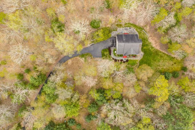 57 Woodland Drive, Barryville, NY 12719