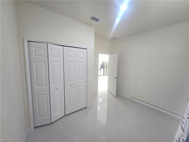 2709 25th ST SW, Lehigh Acres, FL 33976