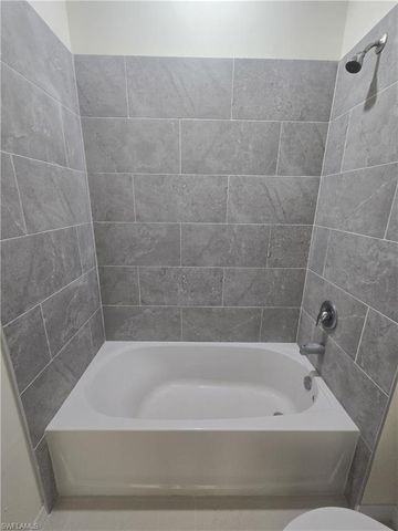 2709 25th ST SW, Lehigh Acres, FL 33976