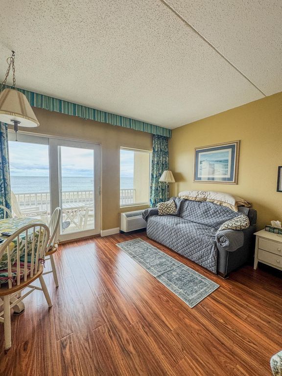 Image 1 of property listing at 703 Ocean Blvd # 305, Hampton, NH 03842