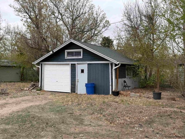 1000 W 29TH ST, Cheyenne, WY 82009