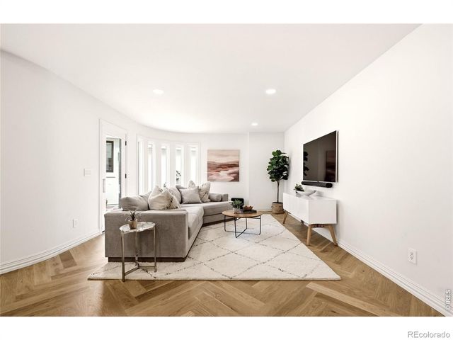 274 Vine Street, Denver, CO 80206