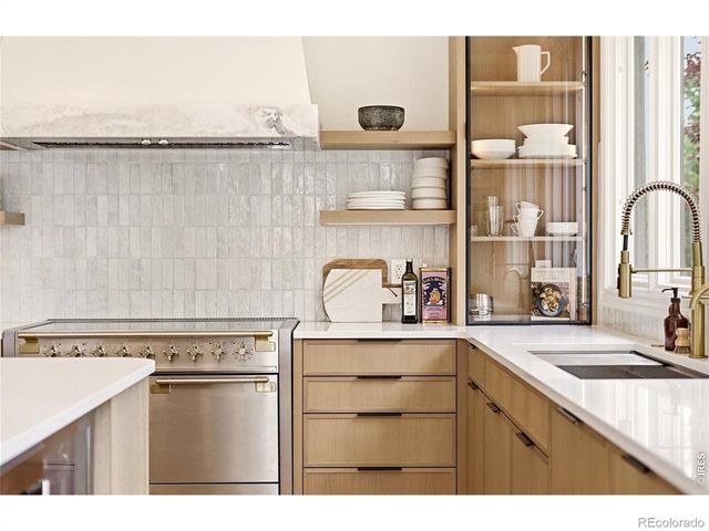 274 Vine Street, Denver, CO 80206